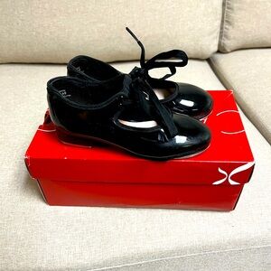 Girls Capezio tap shoes size 10.5